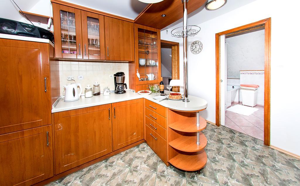 Apartament Milena ポラニツァ・ズドゥルイ エクステリア 写真